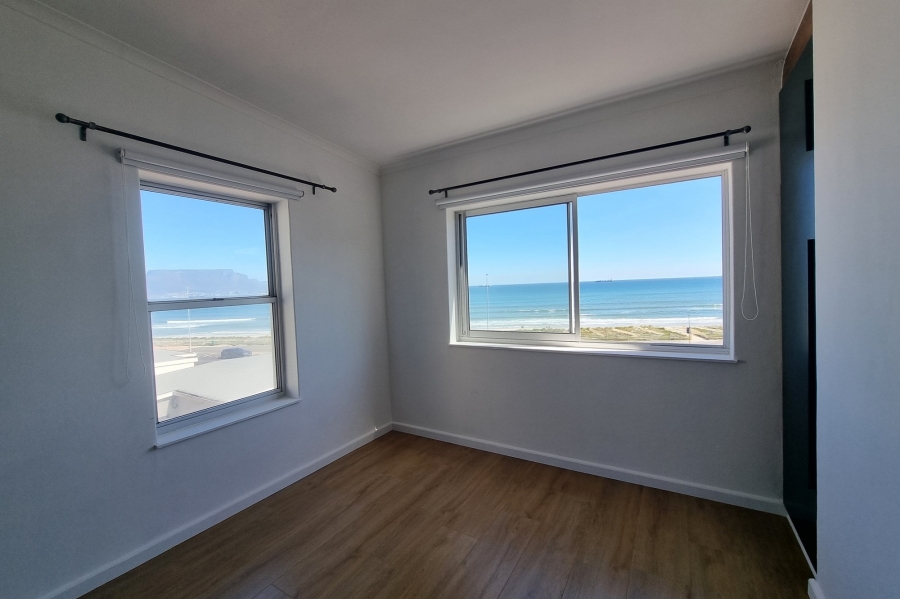 4 Bedroom Property for Sale in Beachfront Western Cape